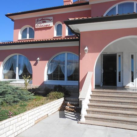 Apartments And Rooms Villa Chiara 크르니카 외부 사진